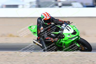 media/Jan-08-2022-SoCal Trackdays (Sat) [[1ec2777125]]/Turn 15 Inside (950am)/